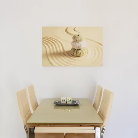 Lydia's East 아파트 Alikí