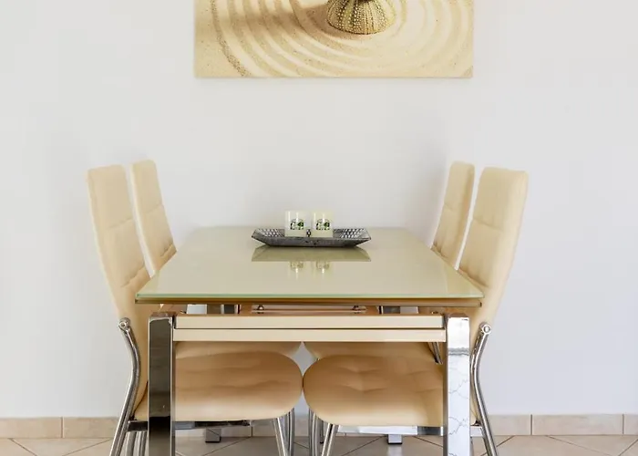 Appartement Lydia's East Alikí